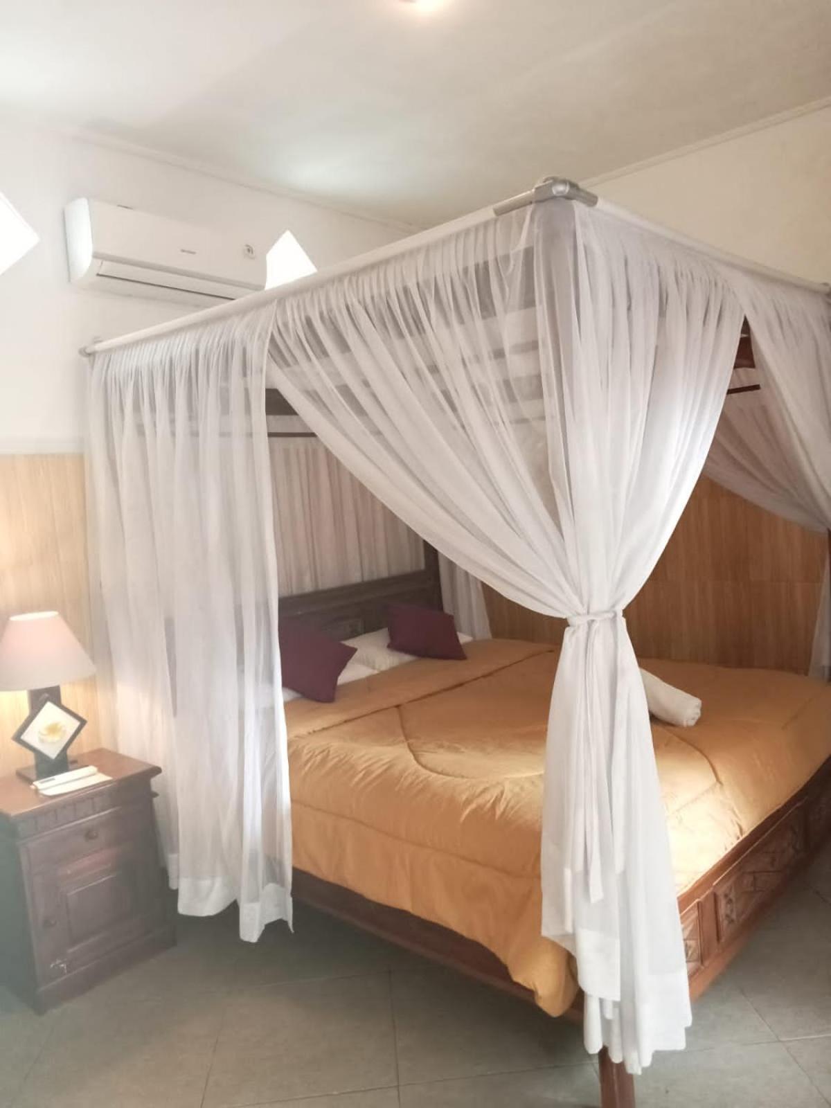 Nitya Home Stay Lembongan Exterior photo