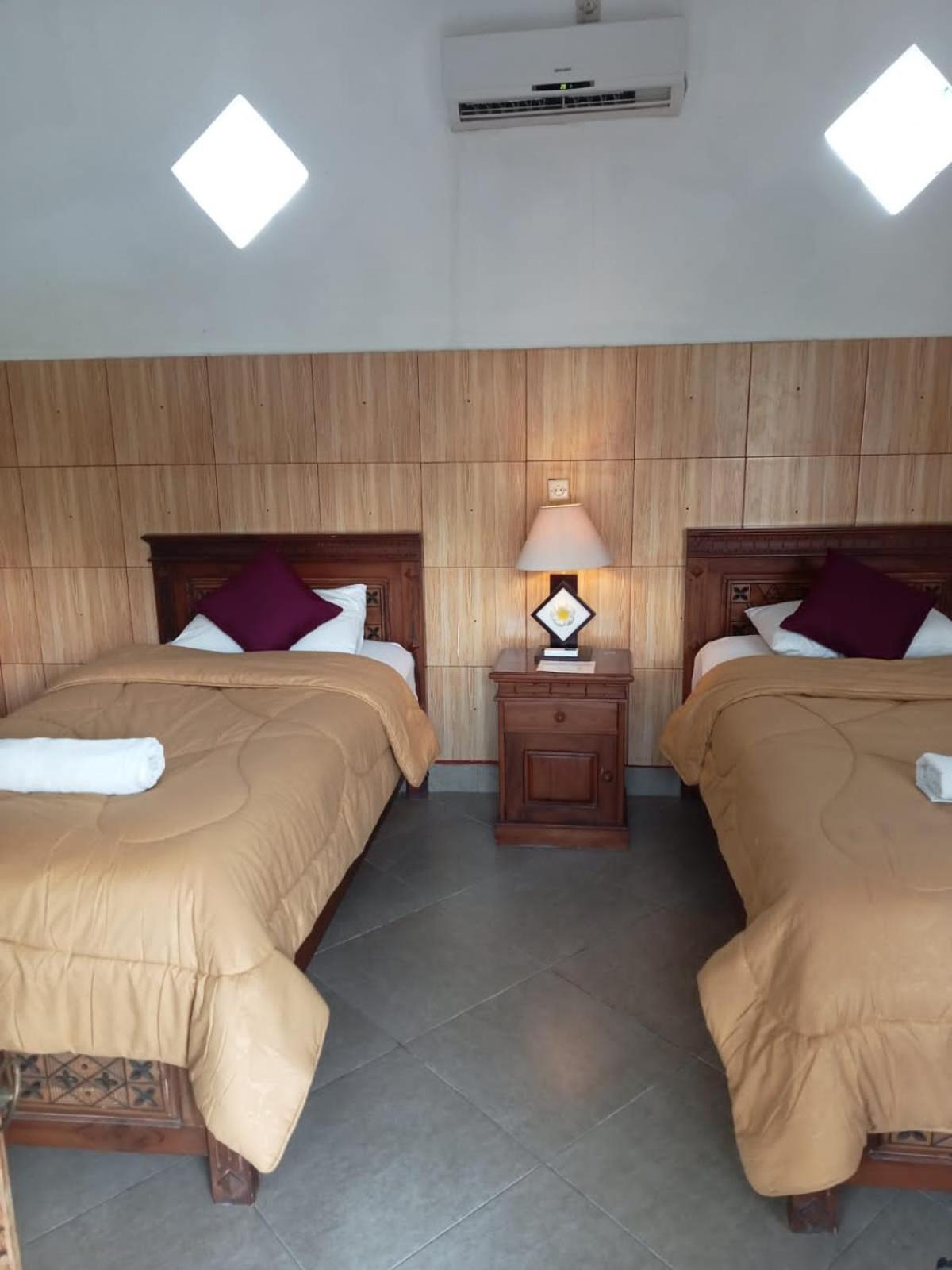 Nitya Home Stay Lembongan Exterior photo