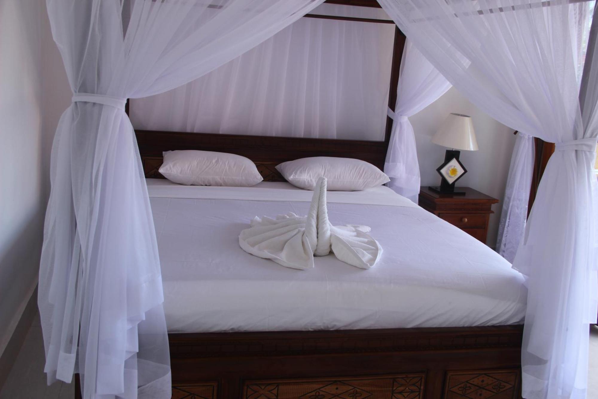 Nitya Home Stay Lembongan Room photo