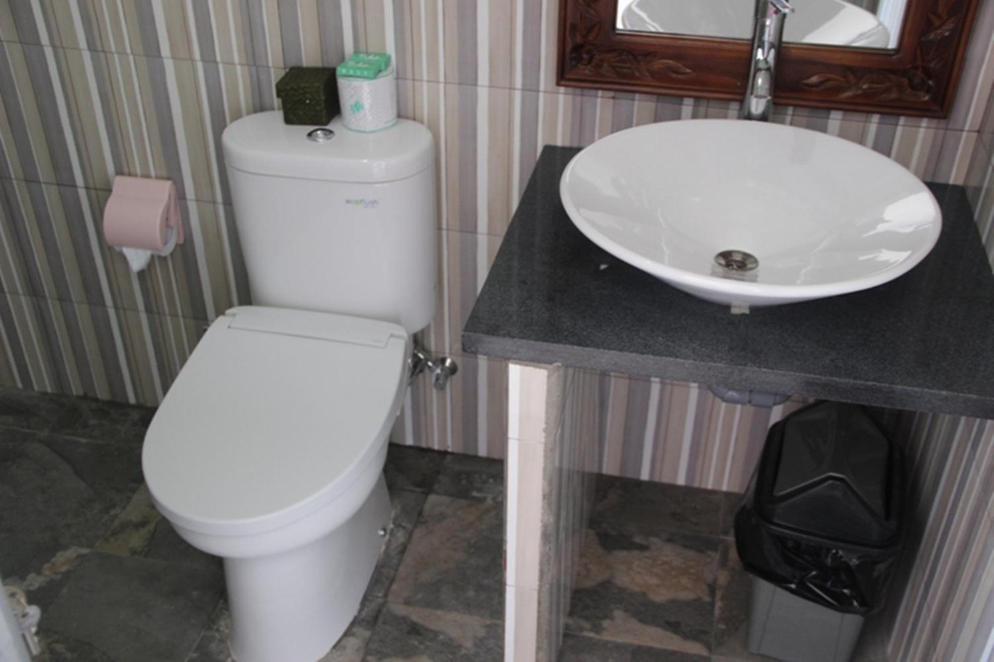 Nitya Home Stay Lembongan Room photo