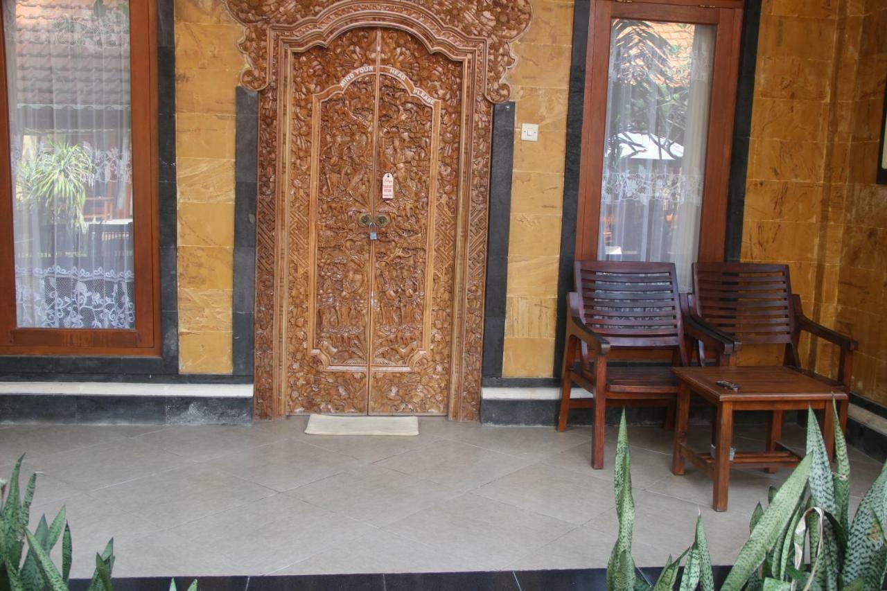 Nitya Home Stay Lembongan Exterior photo