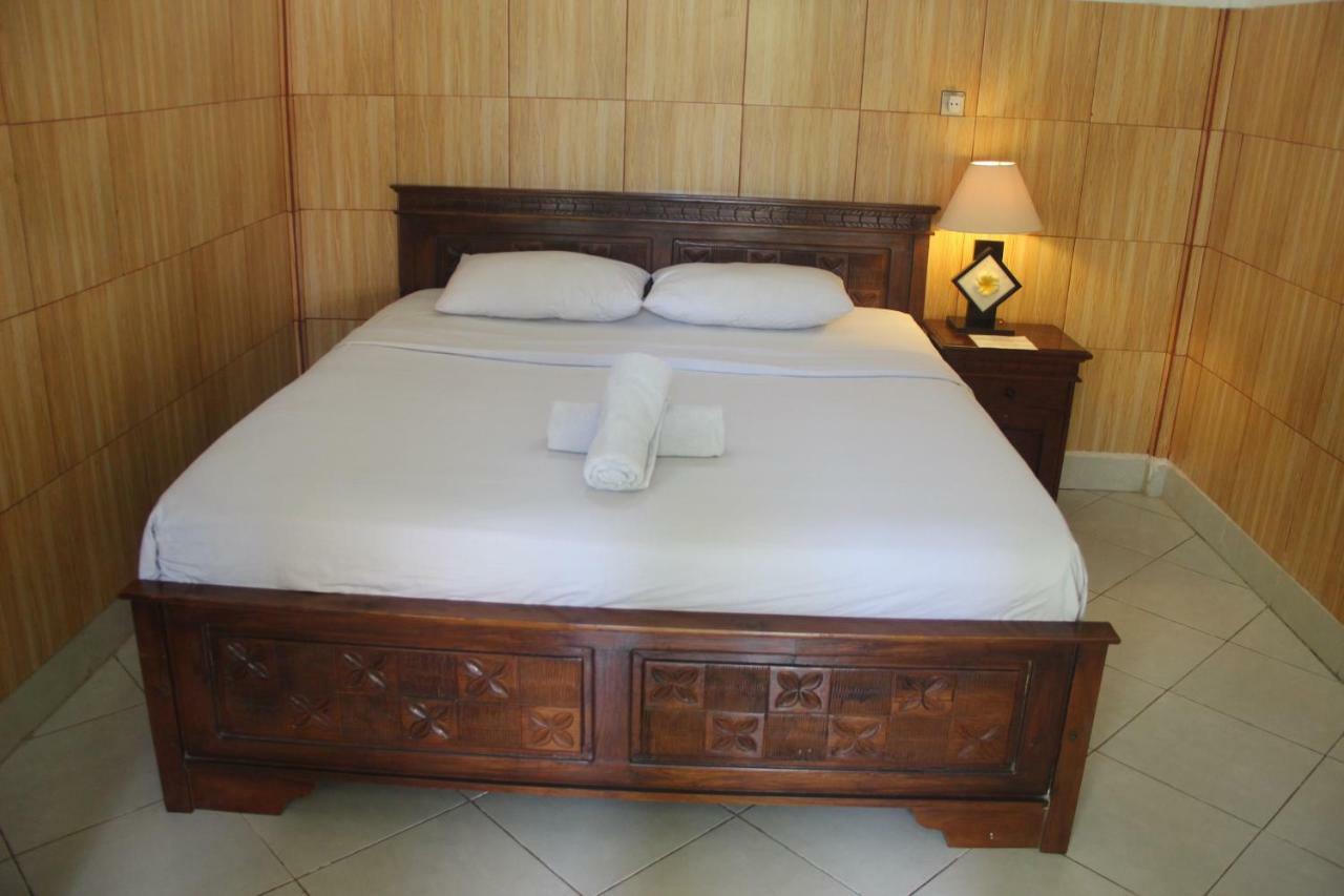 Nitya Home Stay Lembongan Exterior photo