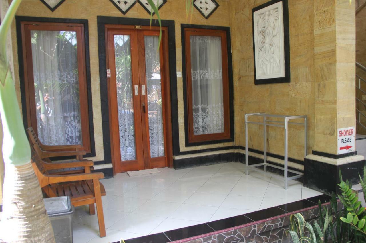 Nitya Home Stay Lembongan Exterior photo