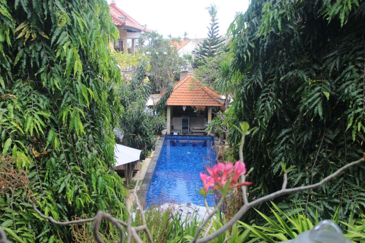 Nitya Home Stay Lembongan Exterior photo